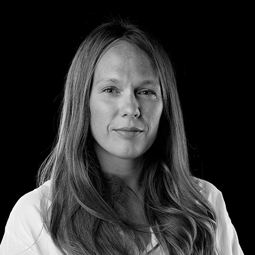 Portrait noir et blanc de Barbara BRANDMAIR